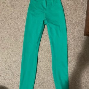 -SOLD- High Rise Wunder Unders Full Length 28"